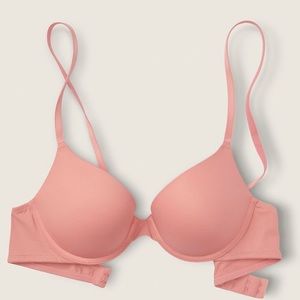 NWT VS/Pink wear everywhere lightly lined bra